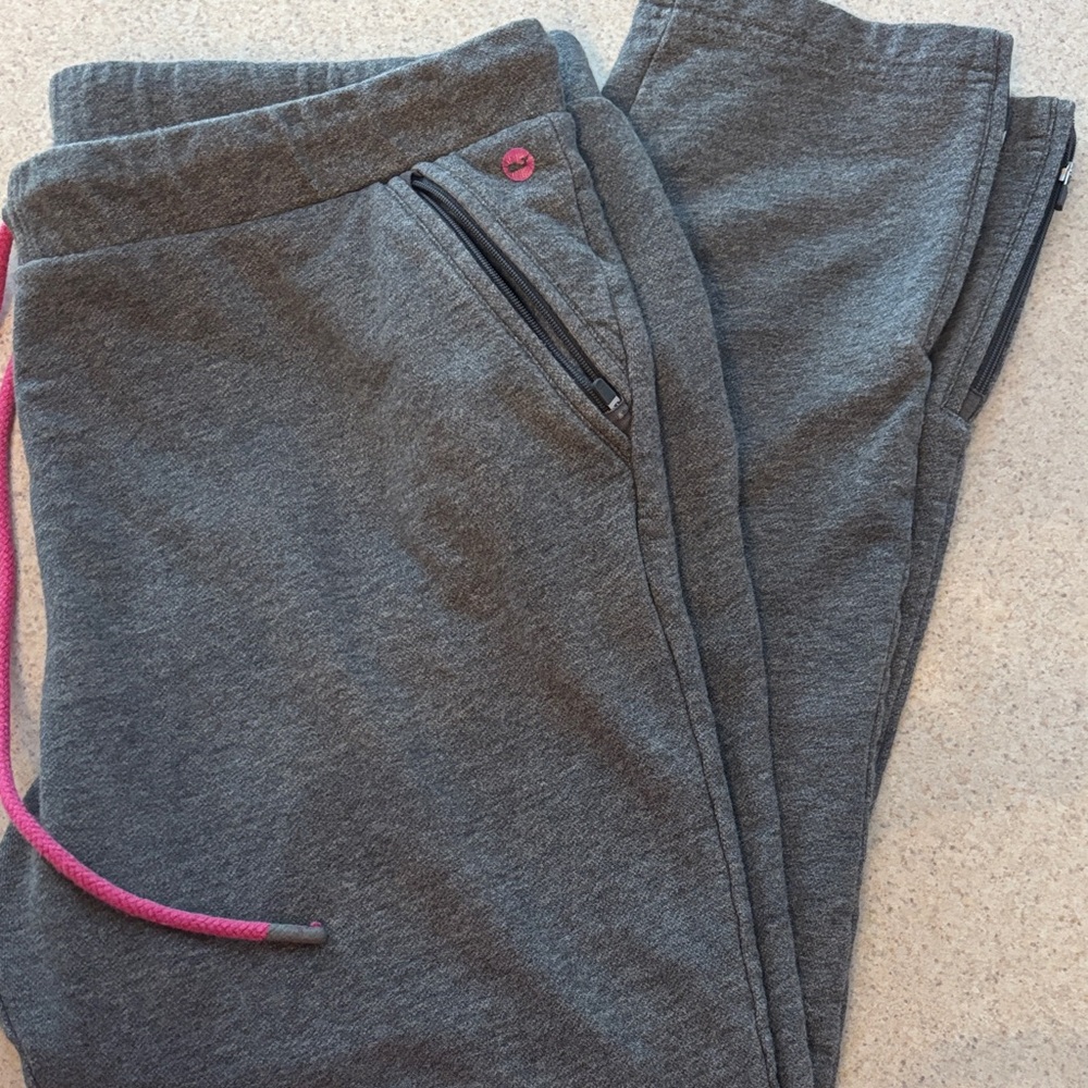 Vineyard VinesGray women’s sweat Pants size large